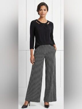 Love Scarlett Black Travel Knit Twist Front Cutout 3/4 Sleeves Dress Shirt S NWT